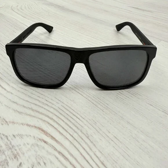 GUCCI GG0010S 001 Sunglasses Black Frame Grey Lenses 58mm - Picture 4 of 9